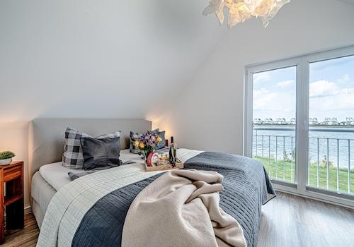 Schlafzimmer mit großen Doppel