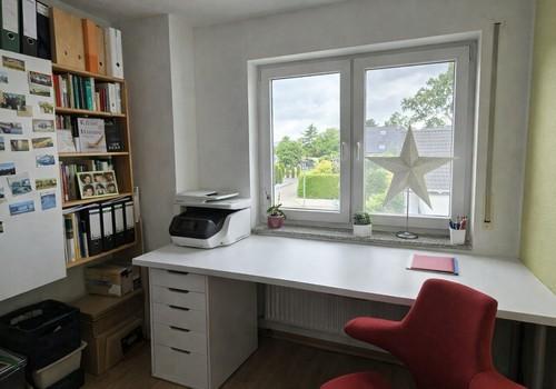 Homeoffice 2 (KI aufgeräumt)