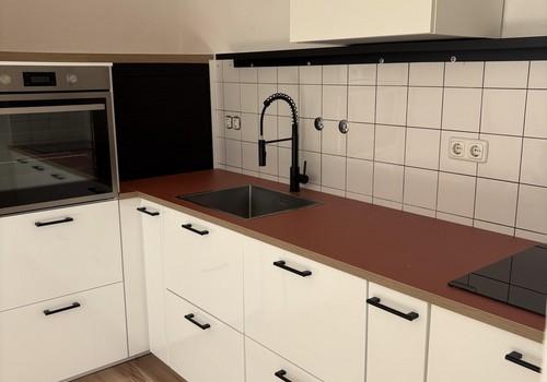 Küche 3 geschlossene Jalousie