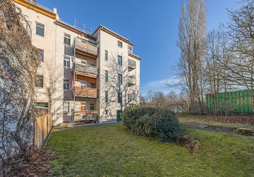 Eigentumswohnung | Gartenseite mit Balkonen
