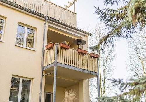 Mehrfamilienhaus | Blick zum Balkon