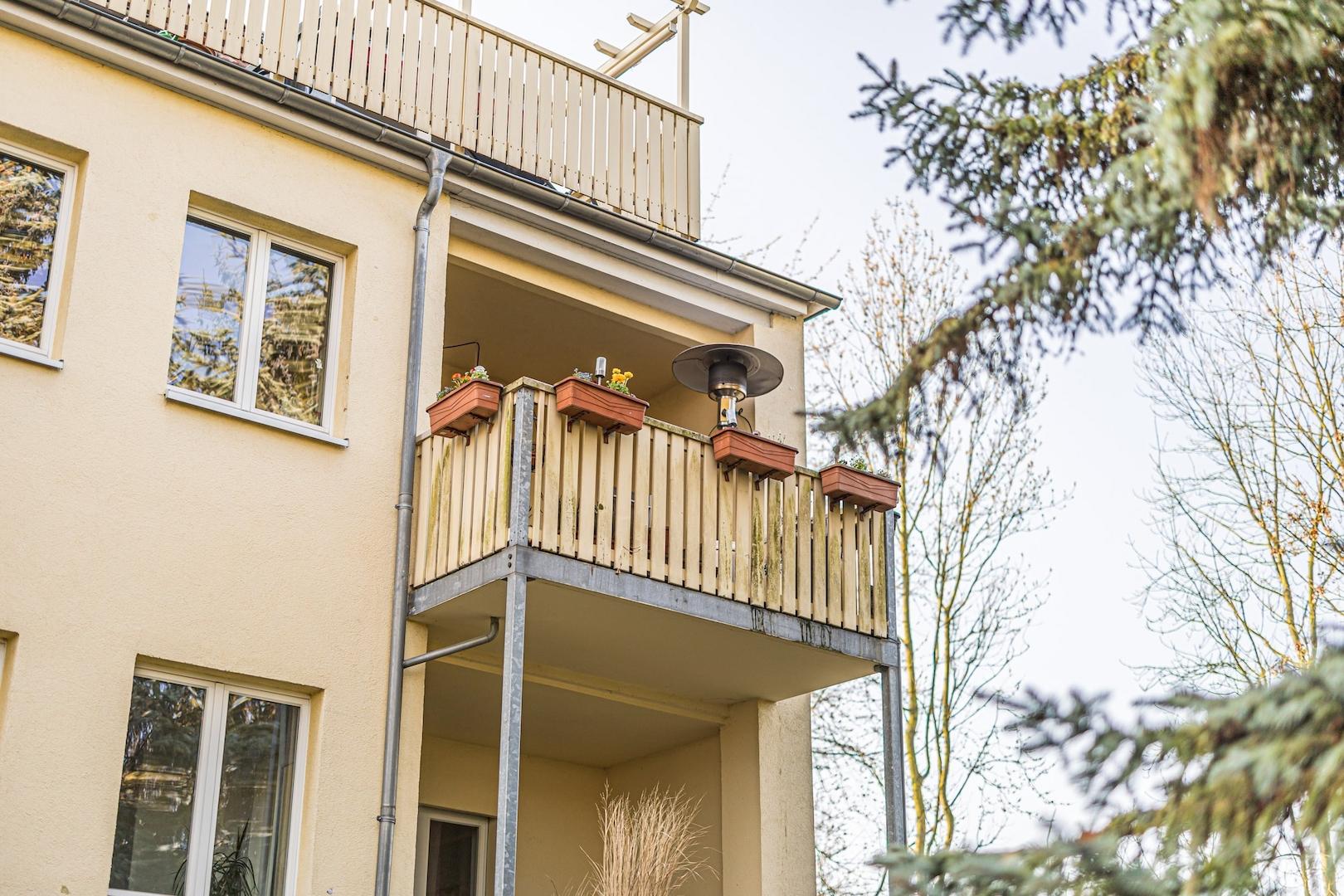 Mehrfamilienhaus | Blick zum Balkon