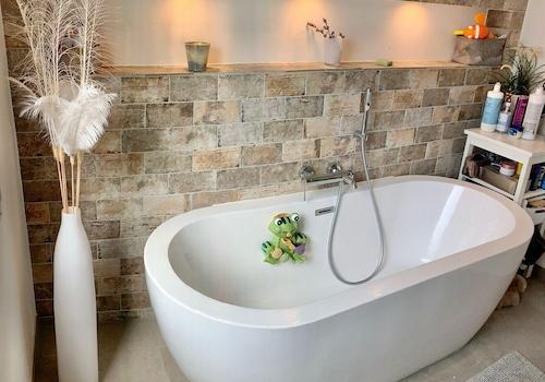 Badezimmer EG