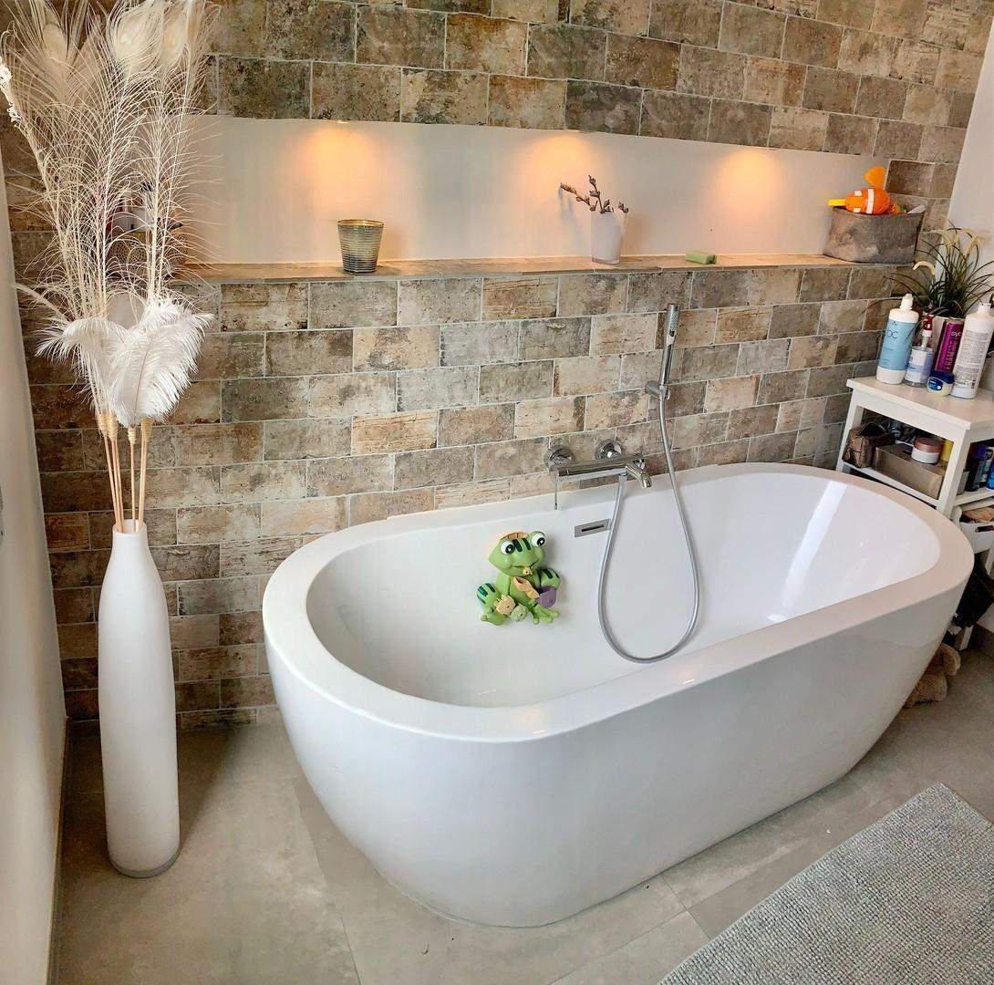Badezimmer EG