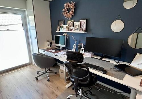 Büro EG