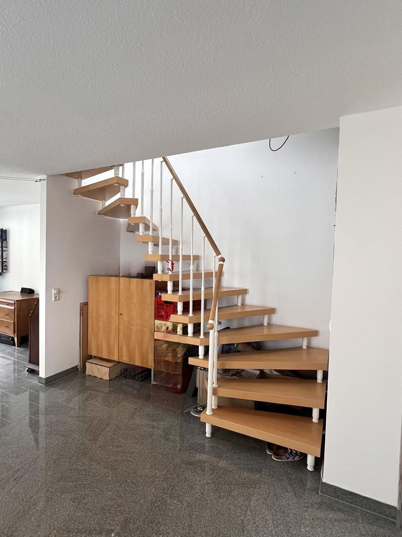 Treppe zum DG
