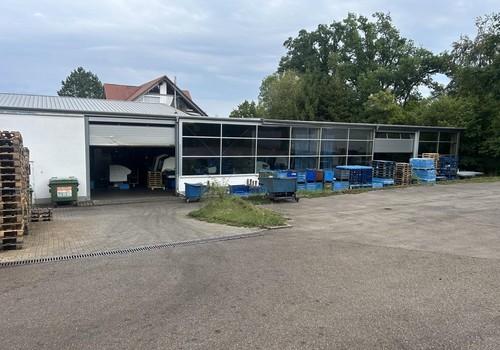 Außenansicht Hallen