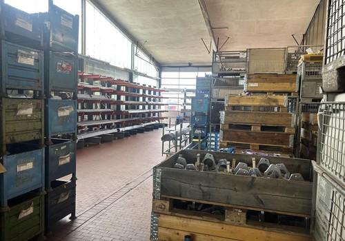 Produktions-/Lagerhalle