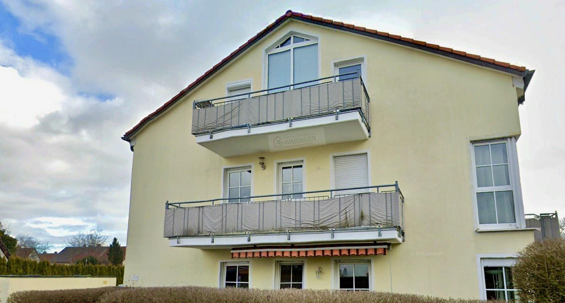 Dachgeschoßwohnung mit Balkon