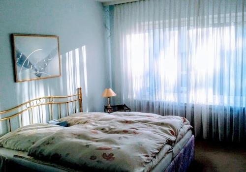Helles Schlafzimmer