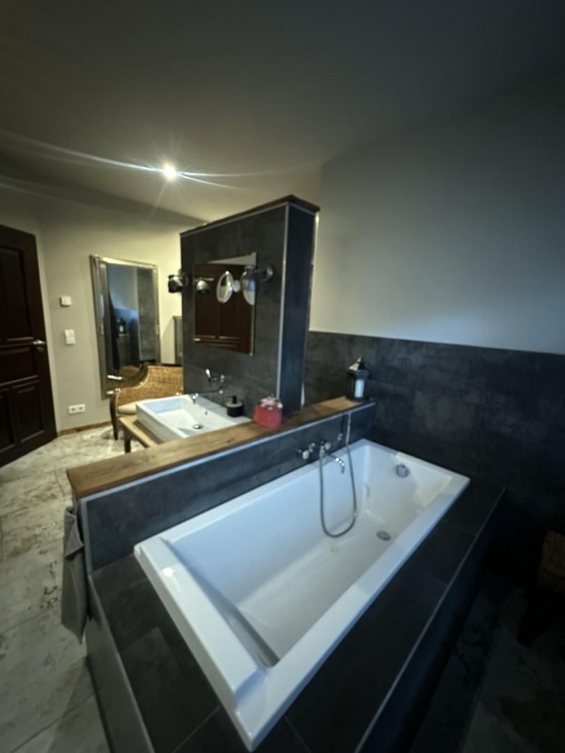 Badewanne EG