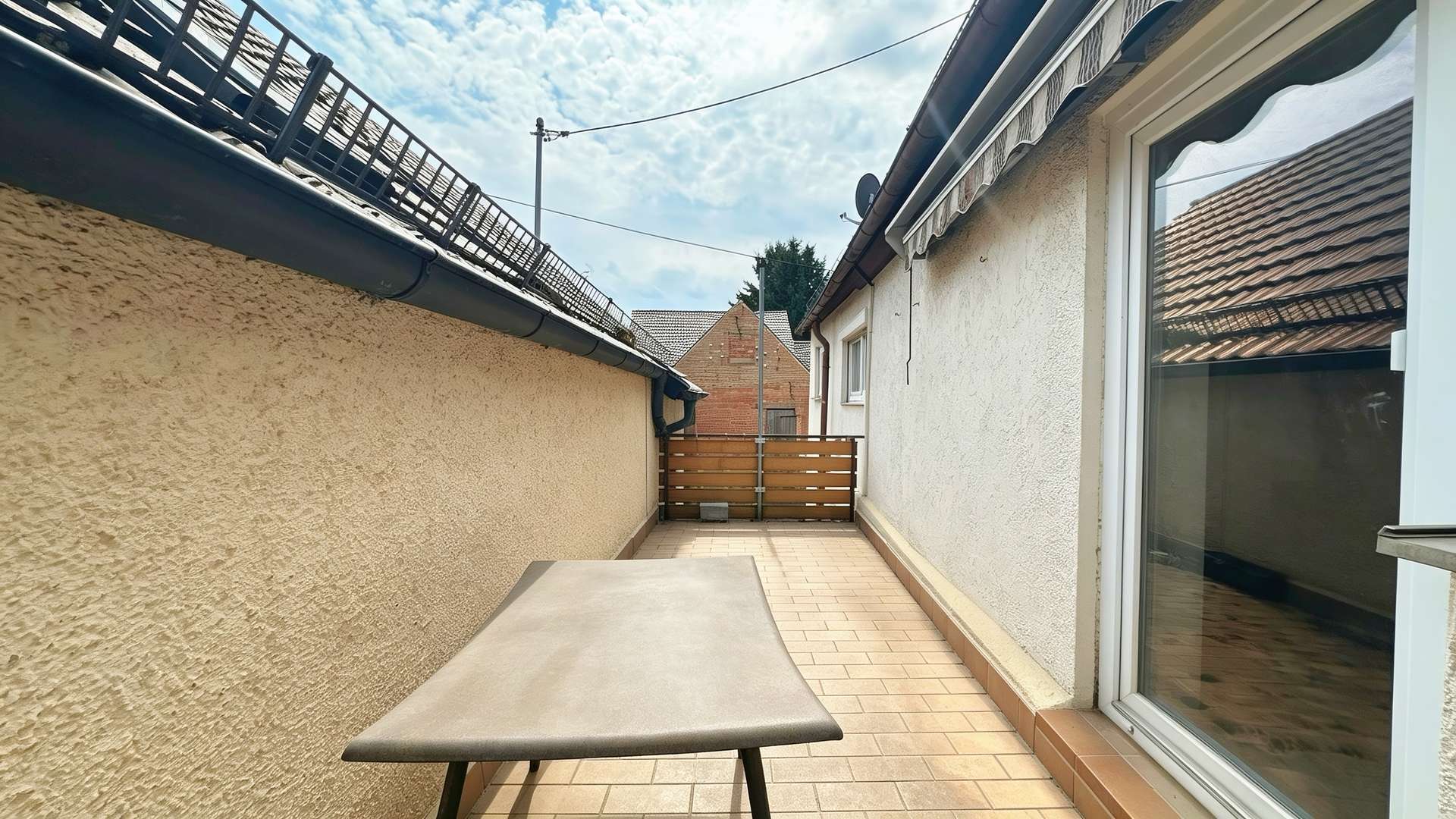 Haupthaus OG Balkon (1)