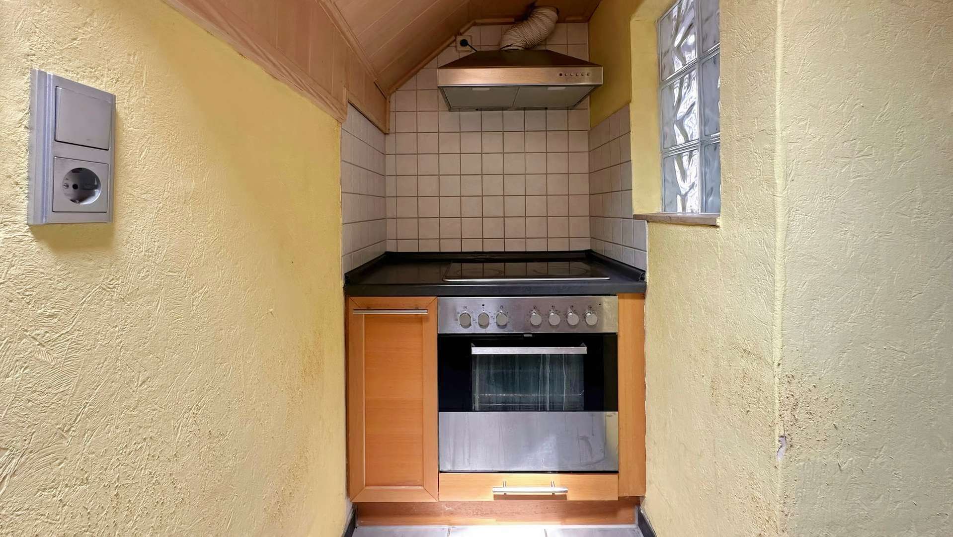 Nebenhaus Küche (1)