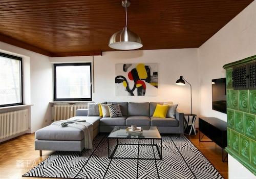 EG: Wohnzimmer, KI bearbeitet
