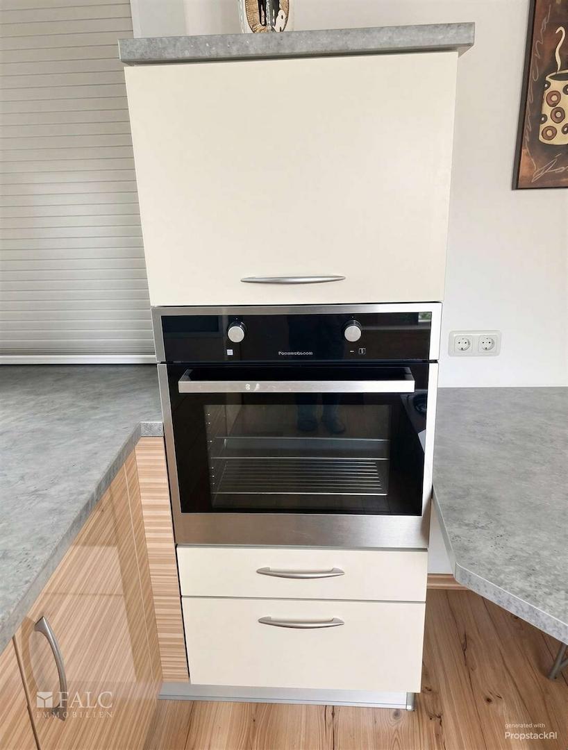 ELW: Küche, EBK, KI bearbeitet