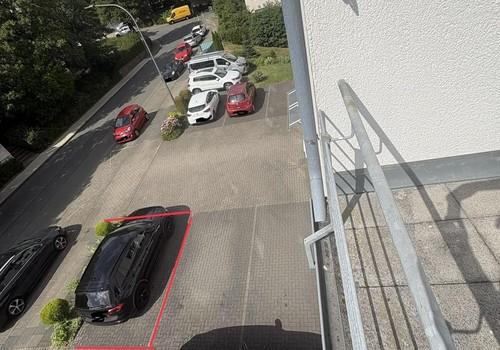 Terrassenblick auf Stellplatz