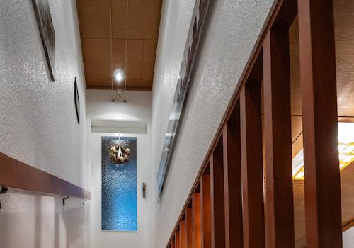 Aufgang DG Wohnung