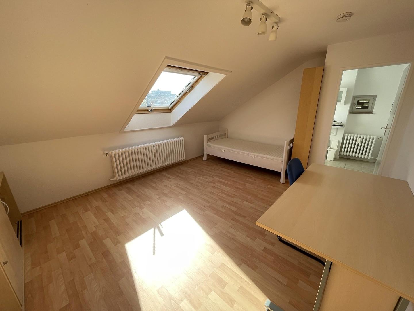Wohn-/Schlafzimmer