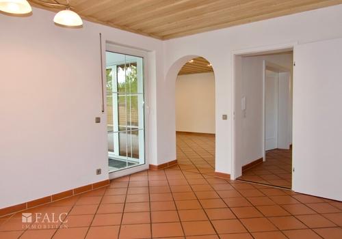 Wohnung 1: Essen, Wohnen 