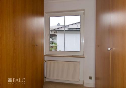 Wohnung 1: Ankleide 1