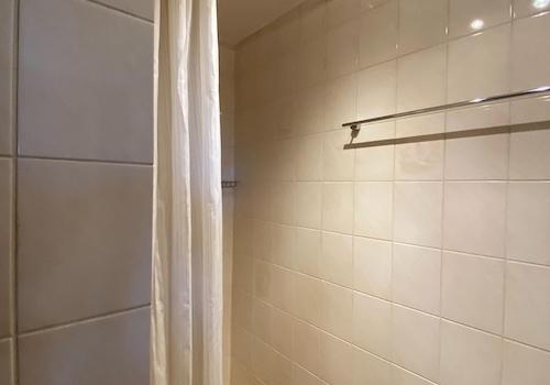 Duschbad/WC 