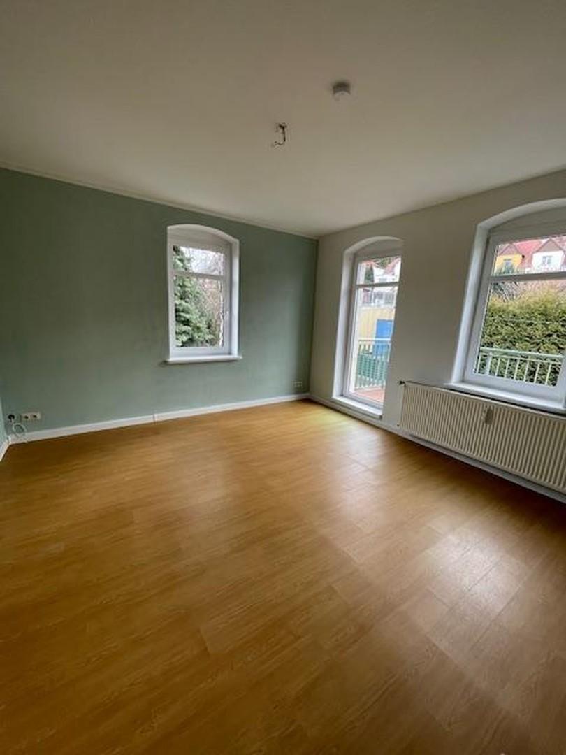 Zimmer m.Balkon links