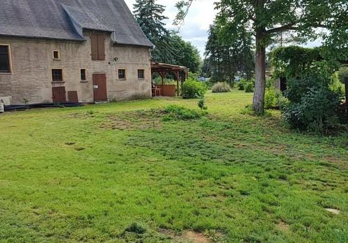 seitlicher Blick auf Haus