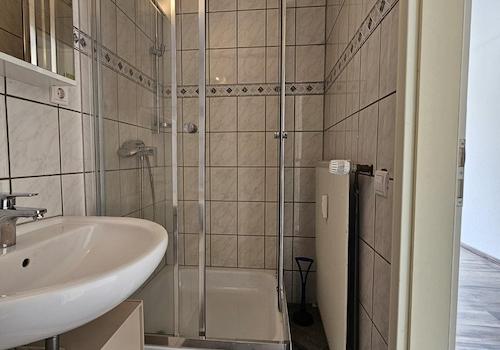 Badezimmer_Dusche