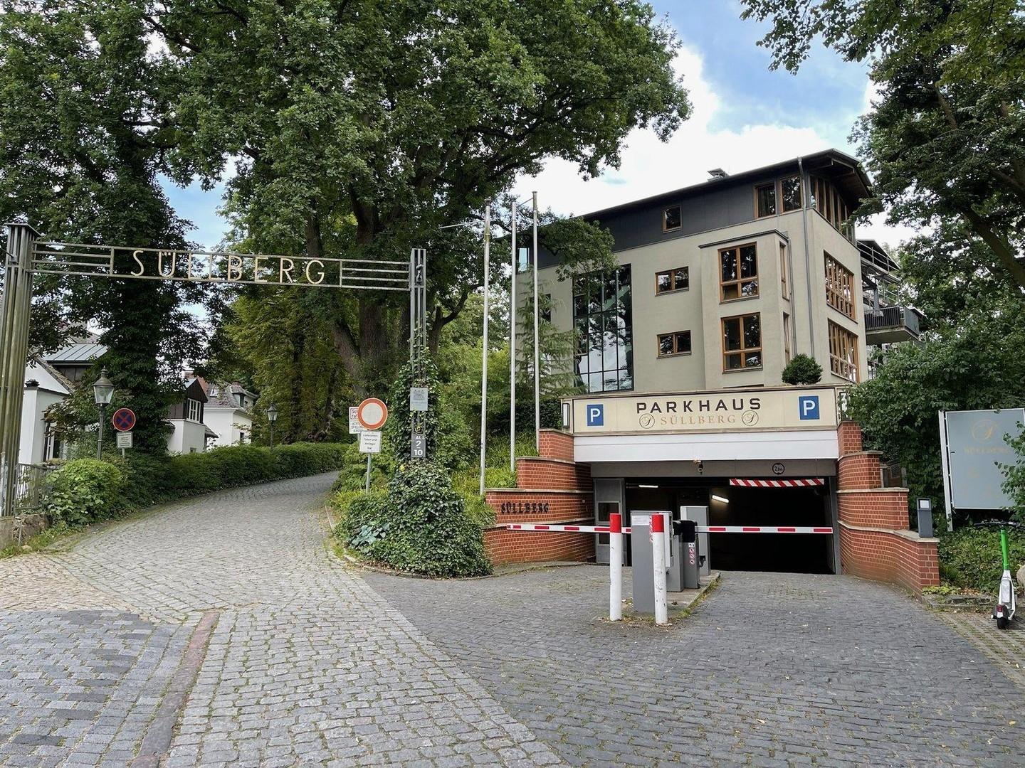 Zufahrt Parkhaus
