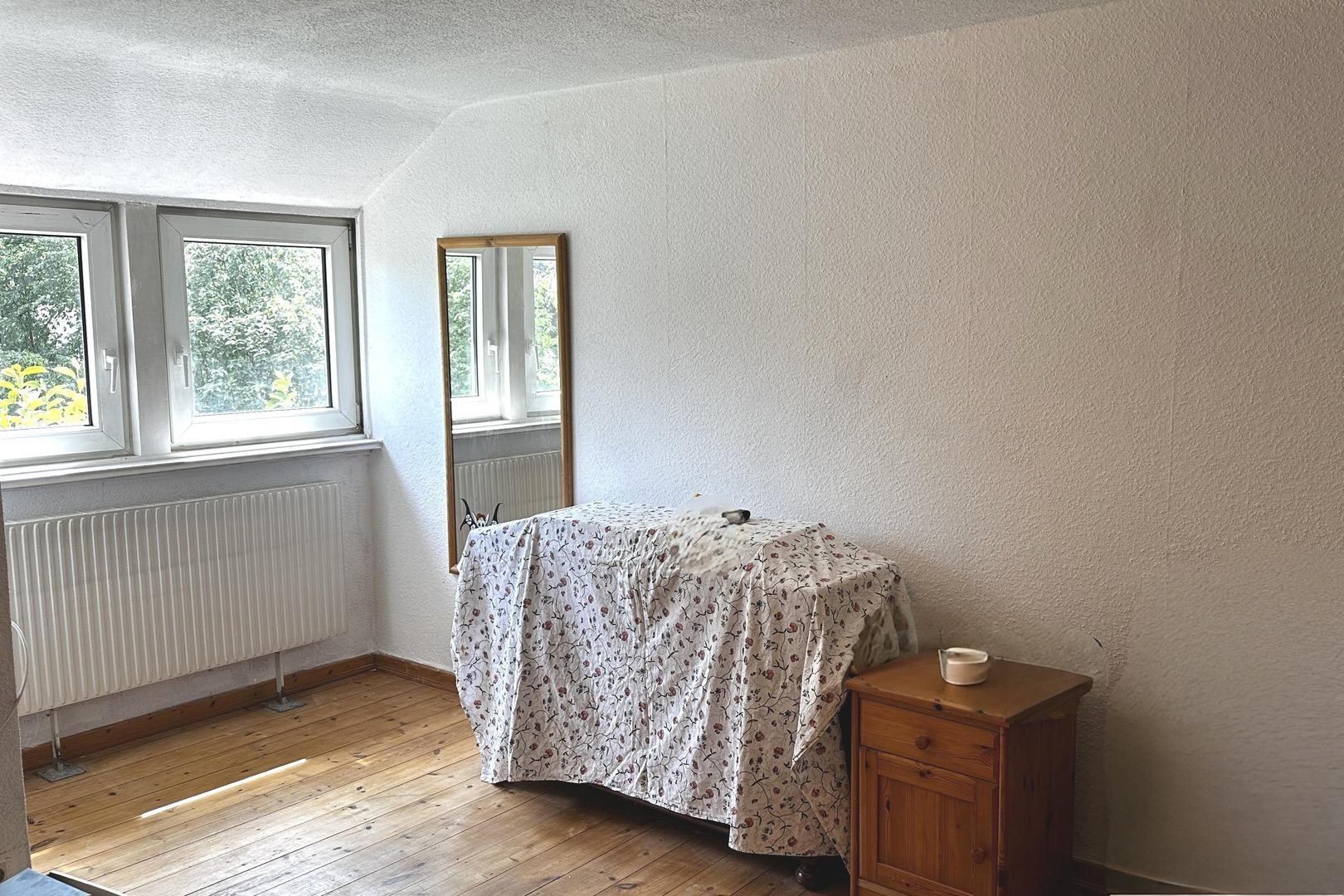 Schlafzimmer 1 im DG