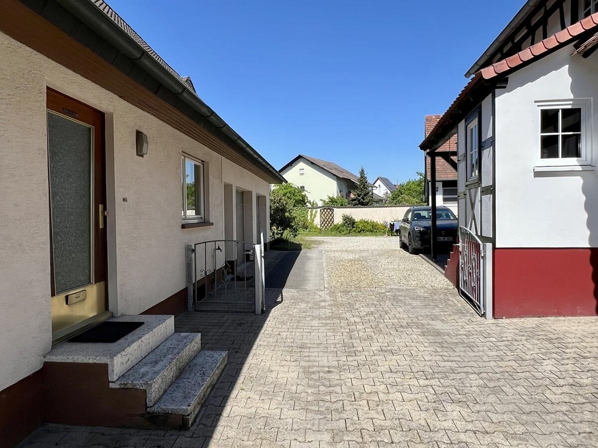 Gemeinsame Hofeinfahrt