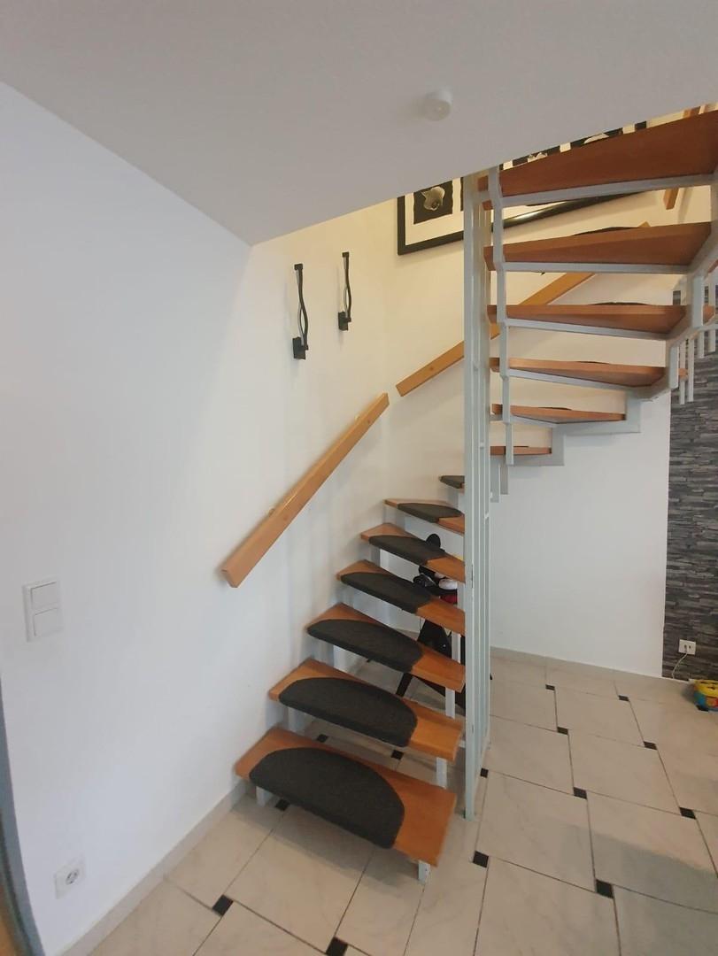 Treppen Aufgang (innen)