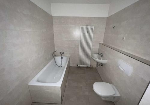 Badezimmer (saniert)