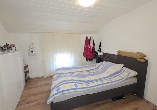 SCHLAFZIMMER 4