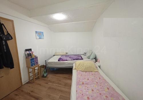 SCHLAFZIMMER 5