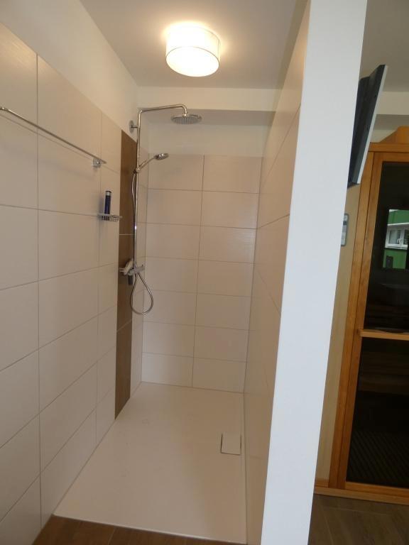 Dusche