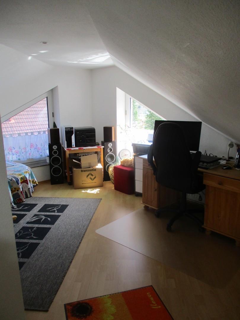 Atelierzimmer (hier Büro)