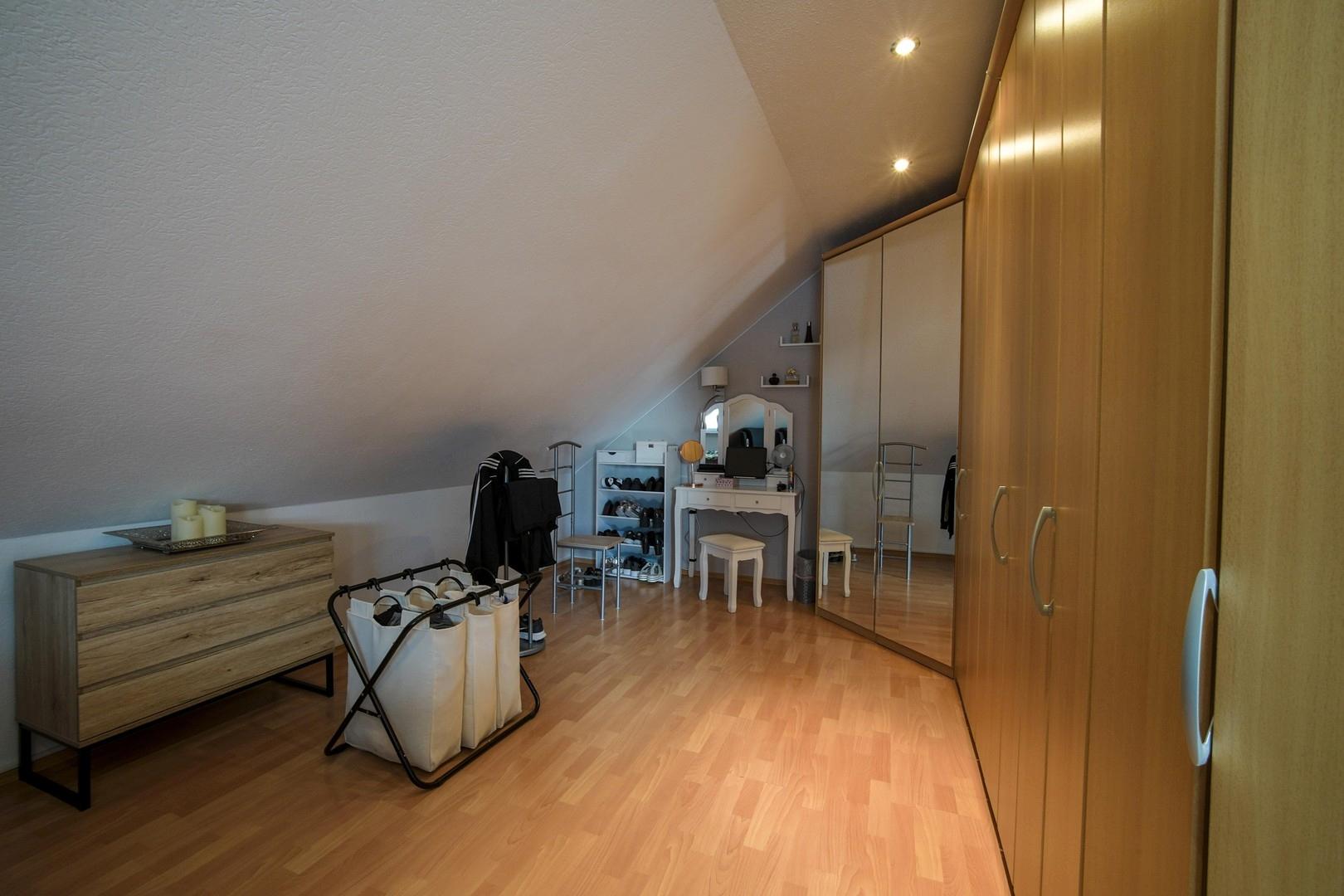 Schlafzimmer_Bild3