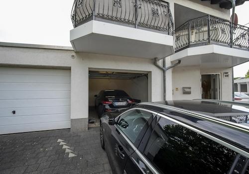 Garage+Stellplatz_Bild1