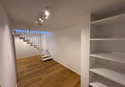 Durchgangszimmer mit Parkett 
