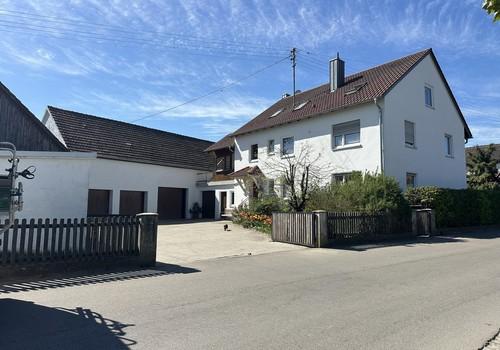 Hofeinfahrt