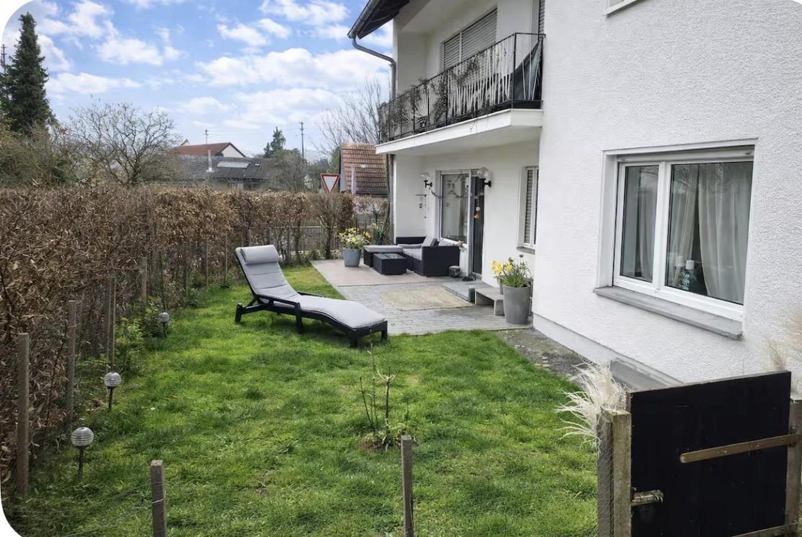 Terrasse und Garten EG