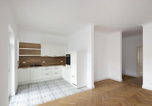 Küche mit neuer Küchenzeile 