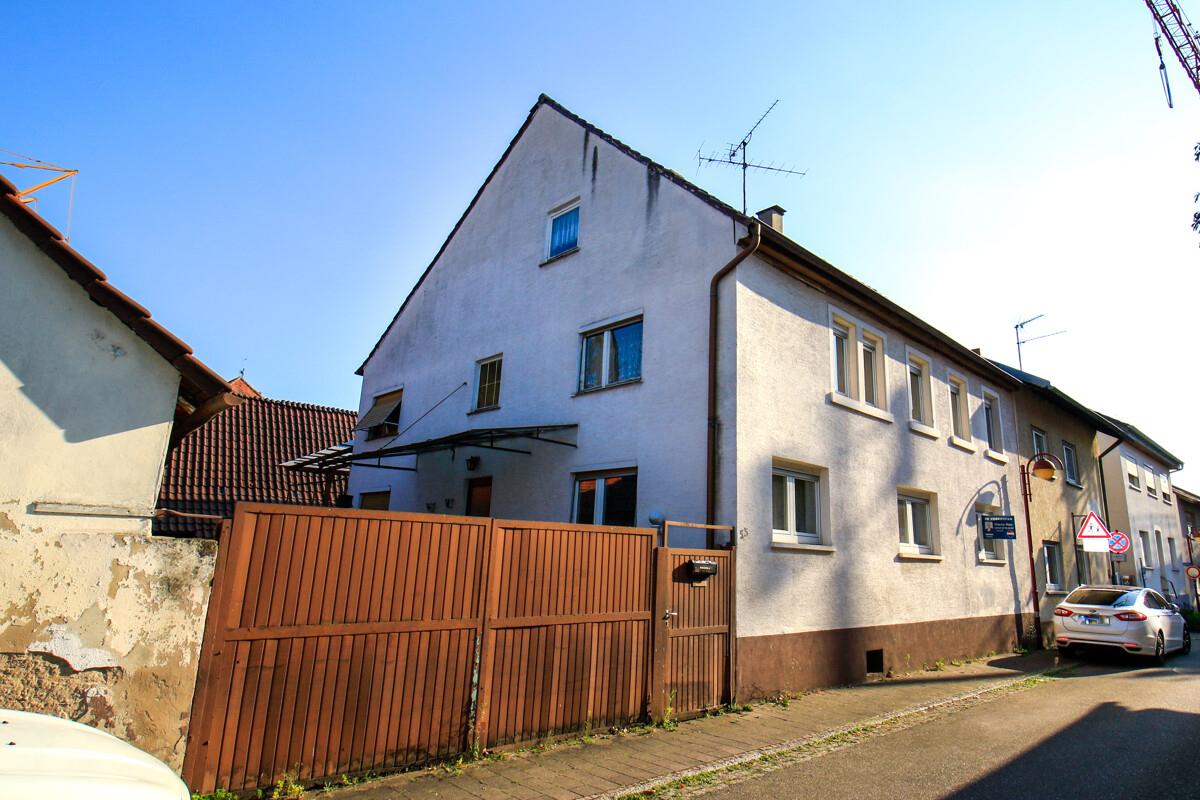Bad-Schö-Sch - 01