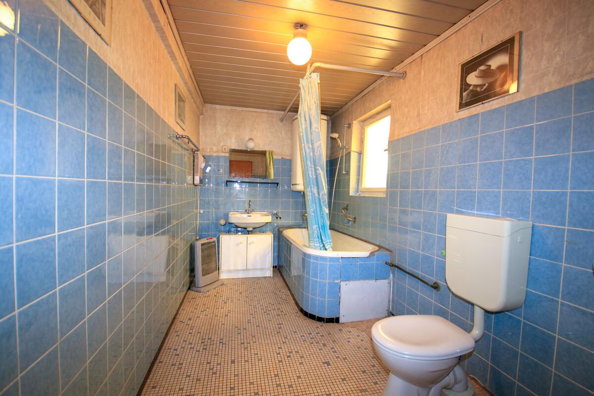 Bad-Schö-Sch - 64
