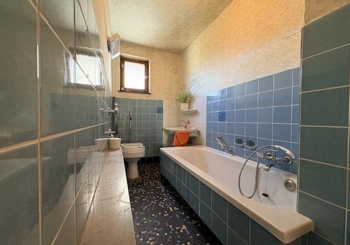 Badezimmer im EG