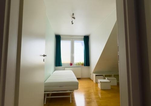 Kinder / Arbeitszimmer