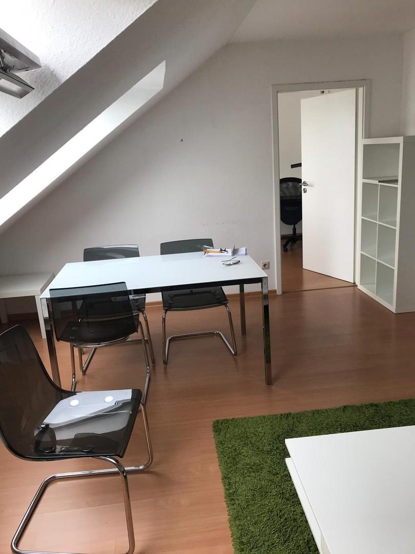 Wohn-/Ess-Zimmer