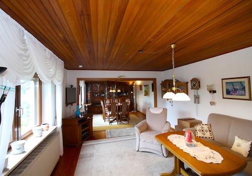 Wohn- und Esszimmer