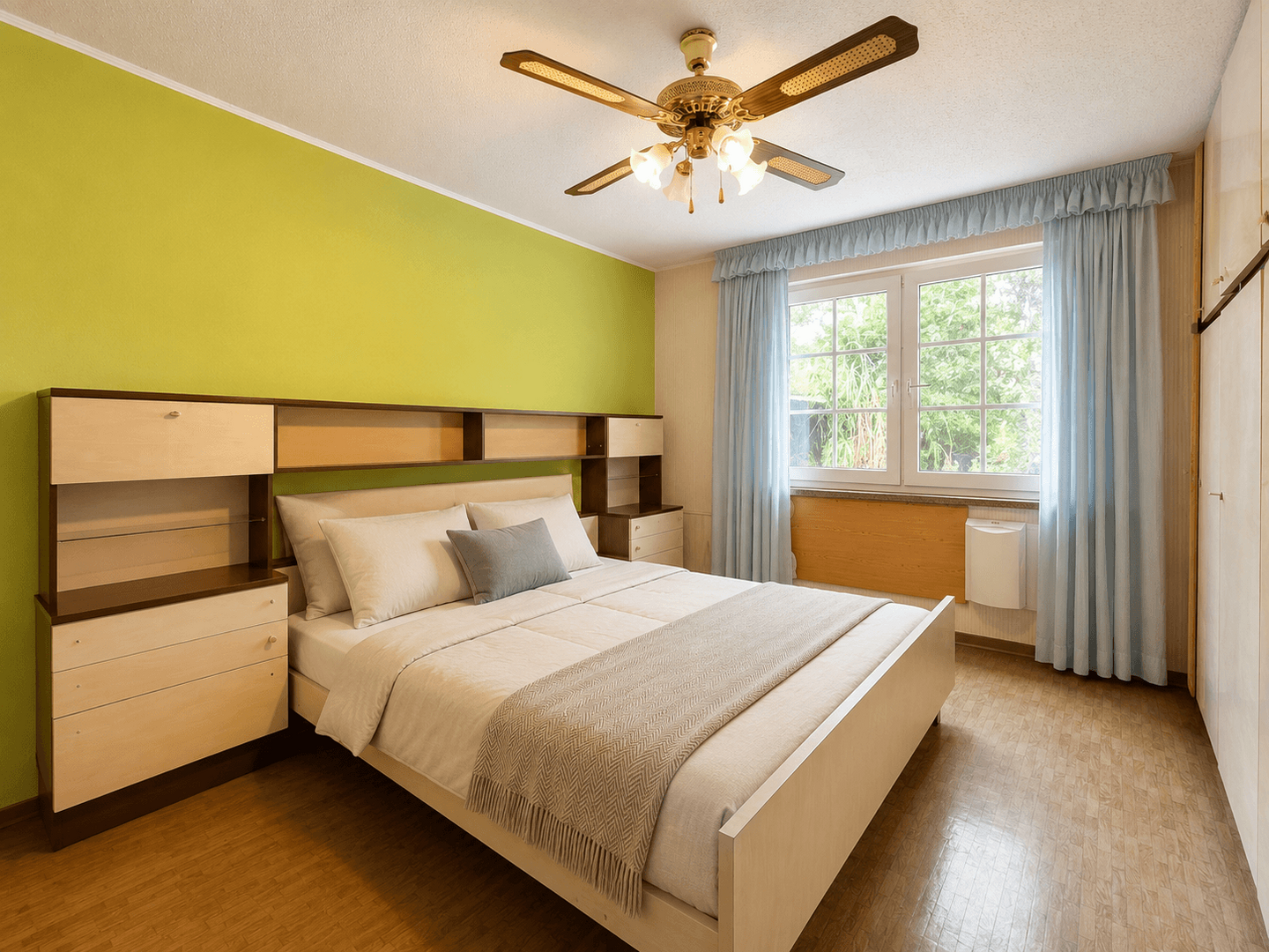 Schlafzimmer unten